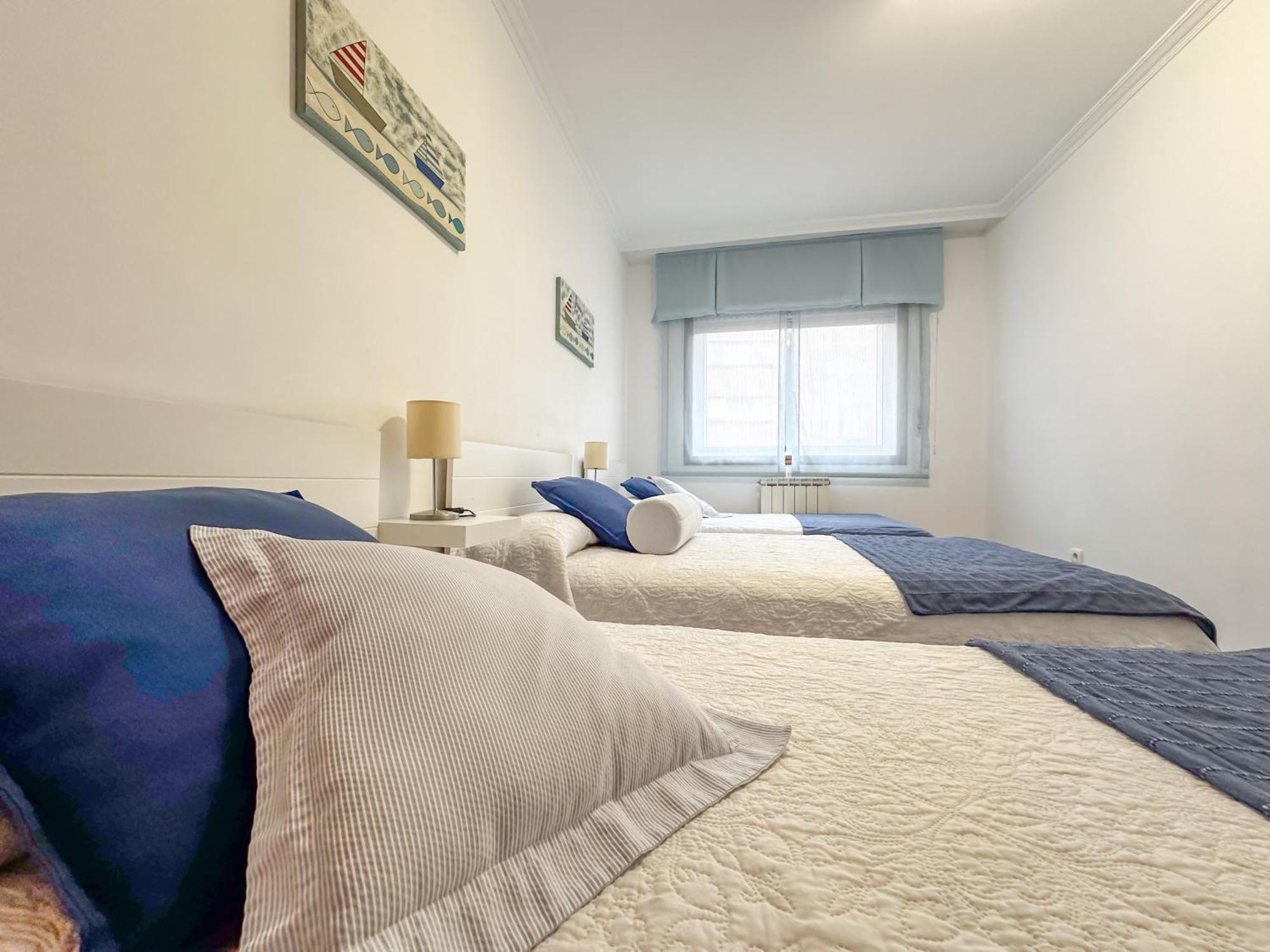 Appartement Completo, Amplio, Muy Iluminado Y Con Plaza De Garaje Incluida. O Grove