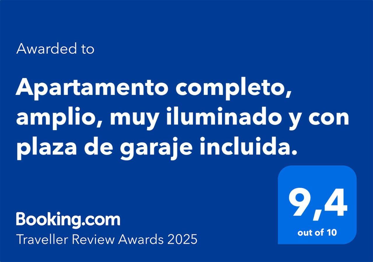 Completo, Amplio, Muy Iluminado Y Con Plaza De Garaje Incluida. Appartement *